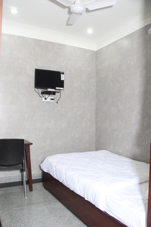 Hotel Silk Haldwani Luaran gambar
